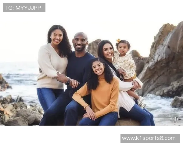 足球场上的感人时刻：那些让我们泪目与欢笑的瞬间回忆