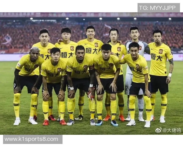 恒大与东方激战正酣比赛结果揭晓引发球迷热议与期待